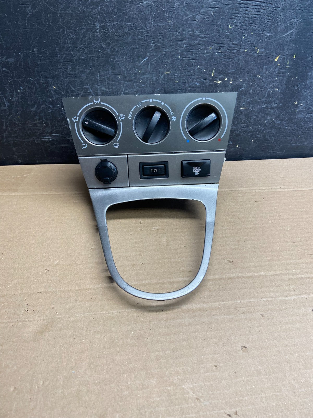 2003 to 2008 Toyota Corolla Matrix Climate Heater A/C AC Control Panel AG5094 DG0