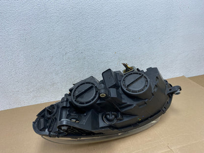 2008 to 2011 Mercedes Benz C-CLASS Right Passenger Side Headlight AE4845 DW4