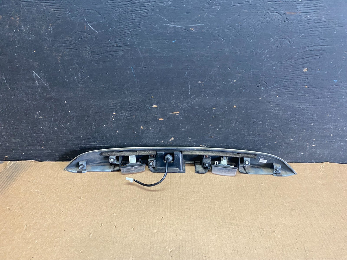 2015 to 2018 Nissan Murano Rear Right Side Liftgate Spoiler Molding N89954