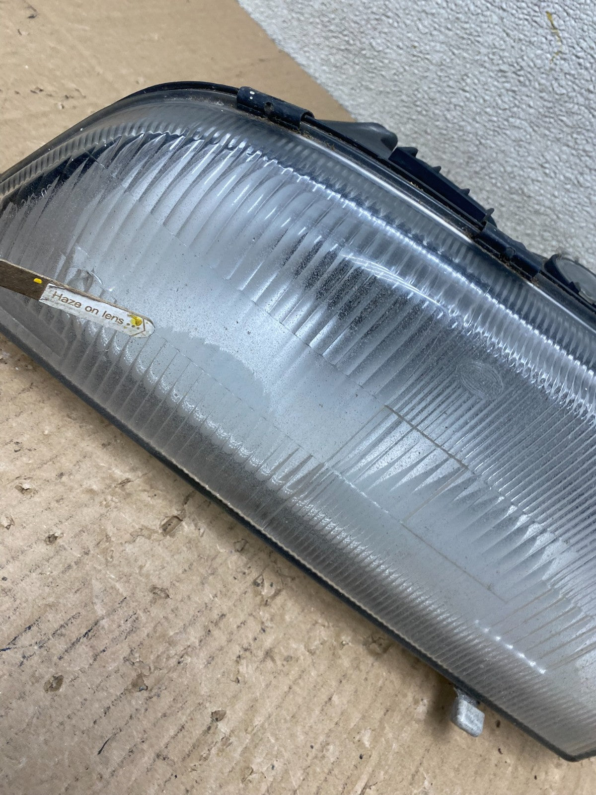 1997-2000 Volvo S70 C70 V70 Left Driver LH Side Halogen Headlight OEM T5759 DW3
