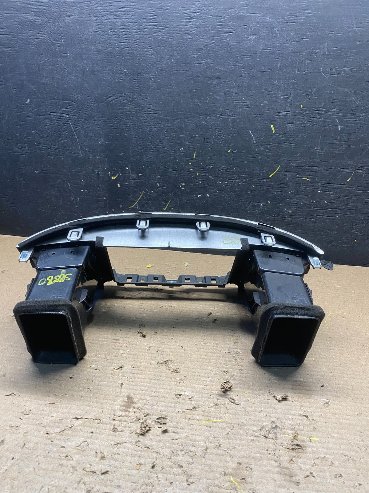 2013 to 2020 Nissan Pathfinder Center Dash Radio Trim Bezel Surround s8880 DG3