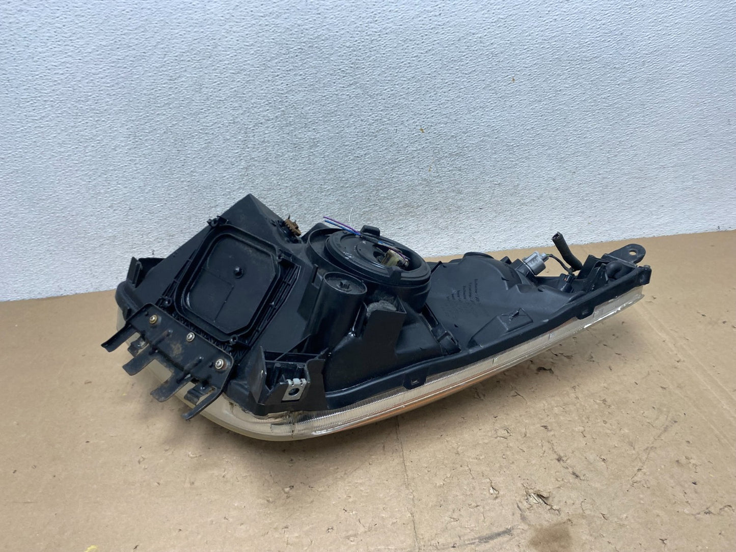2006-2009 Toyota Prius Right Passenger Rh Side Headlight Halogen AG5606 DW7