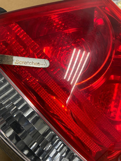 2005 to 2006 Toyota Camry Tail Light Right Passenger Side AI3369 LK3