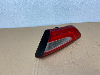 2013 - 2017 Hyundai Elantra GT Right Passenger LED Inner Tail Light OEM AB68052