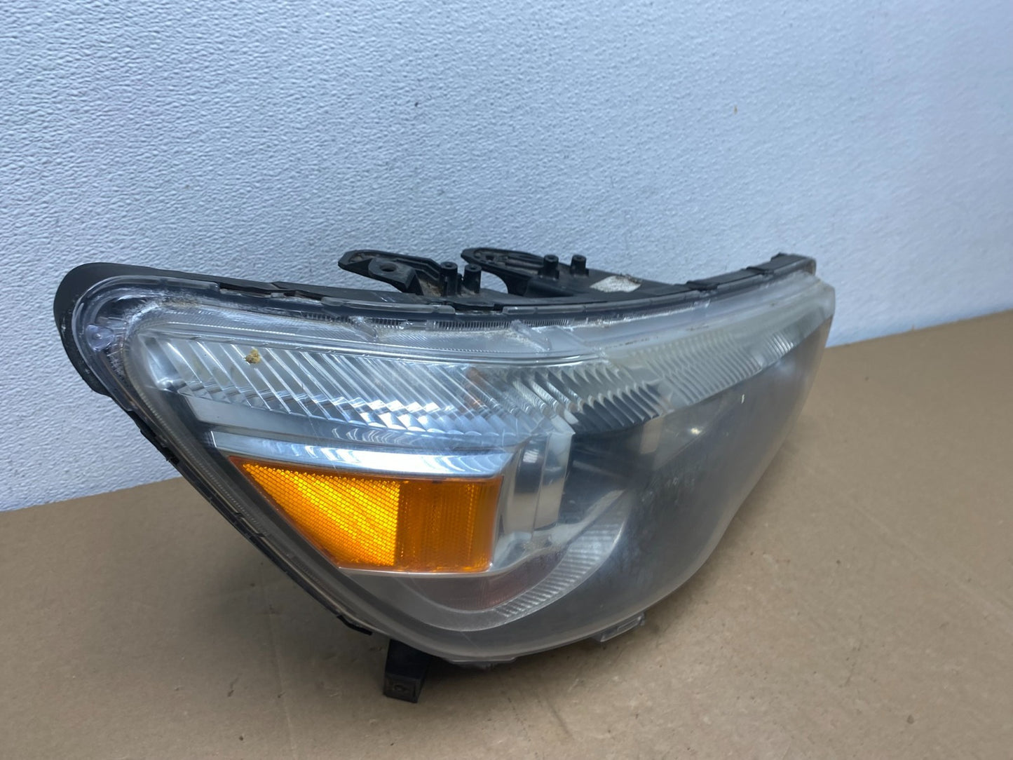 2011 - 2019 Mitsubishi Outlander Sport Right Passenger Xenon Headlight AC5631 DW2