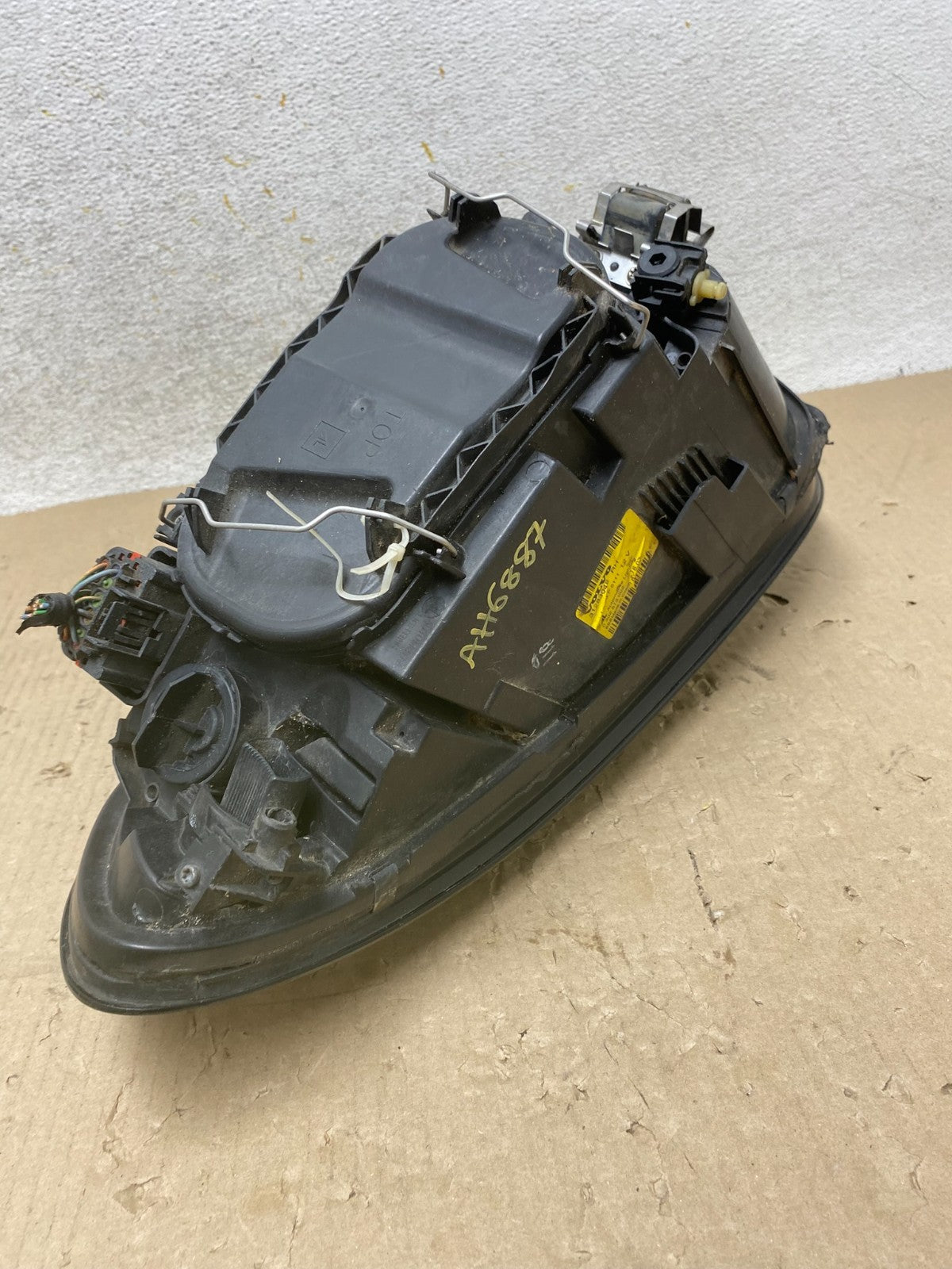 2006-2010 Volvo C70 Right Passenger RH Side Headlight AH6887 DW6