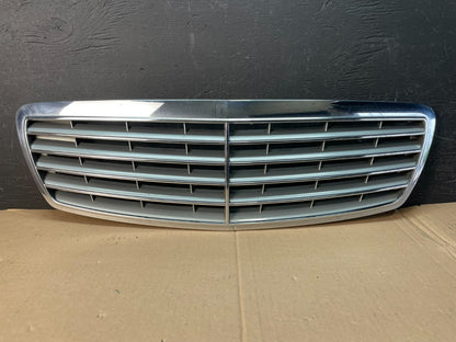 2003 to 2006 Mercedes Benz E-Class Front Upper Grill Grille AD8363 DG0