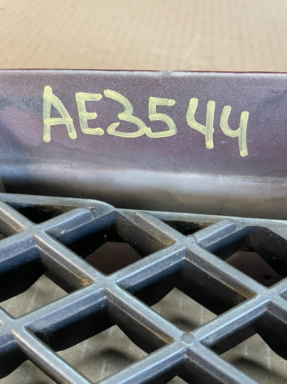 1997 to 2000 Subaru Forester SF5 Front Grill Grille AE35445