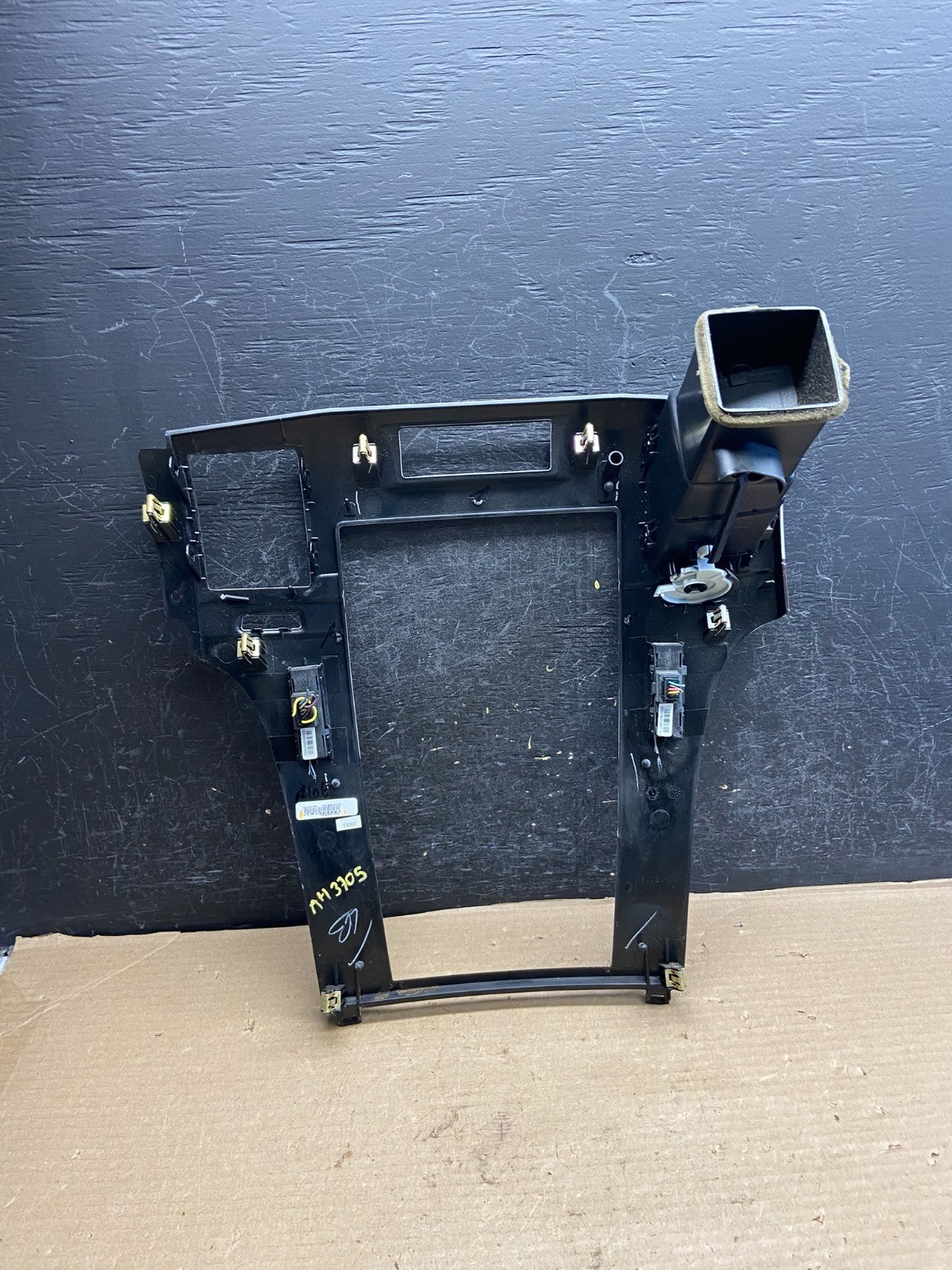 2007-2014 Cadillac Escalade Center Dash Trim Radio Bezel Vent Wood AH3705 DG5