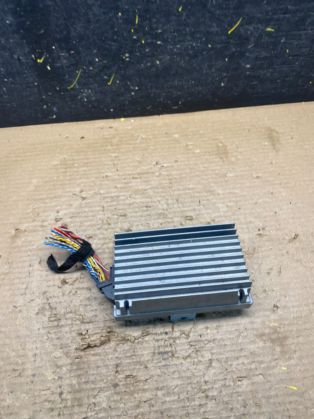2007-2013 BMW X5 Top HiFi Lear Radio Audio Amplifier Amp S6216 DG0