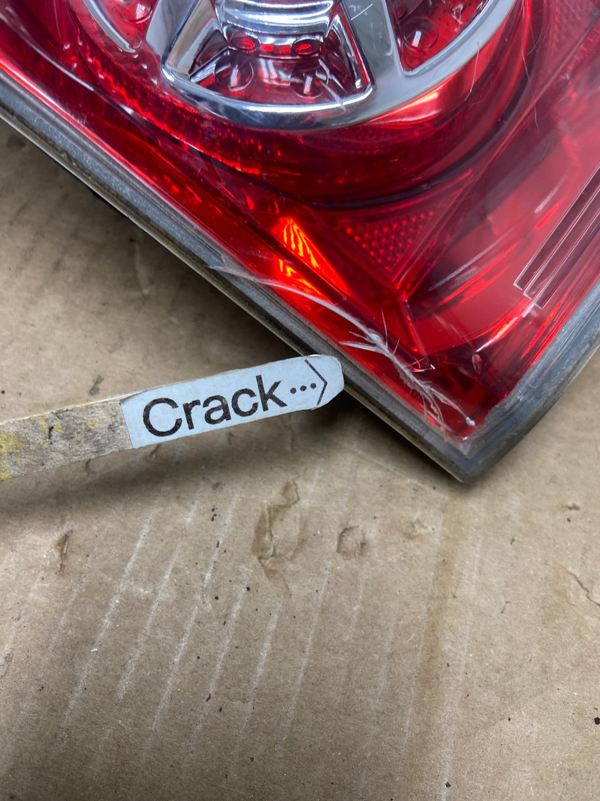 2007 to 2012 GMC Acadia Right Passenger Rh Hatch Tail Light Inner AG2122 LK4