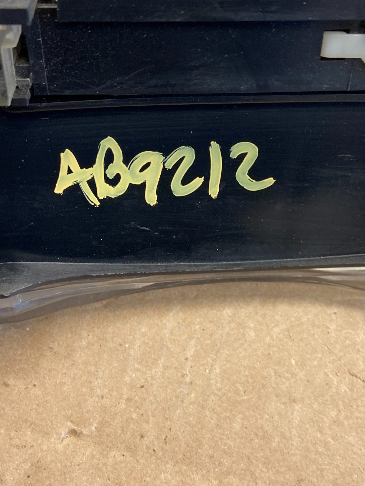2001-2002 Ford Econoline E250 E350 Van Speedometer Instrument Cluster ab9212 DG7
