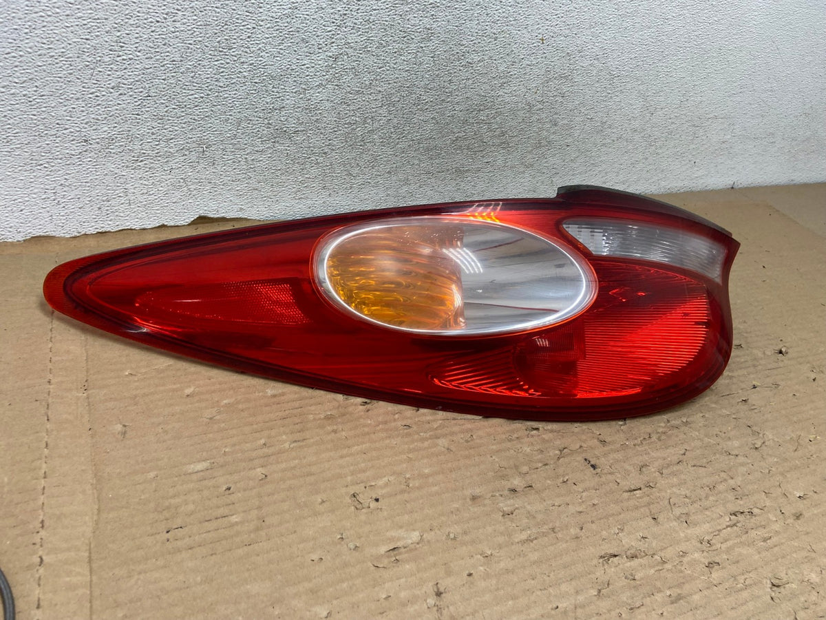 2004 2005 2006 Toyota Solara Left Driver Lh Side Tail Light AG8312 LK1