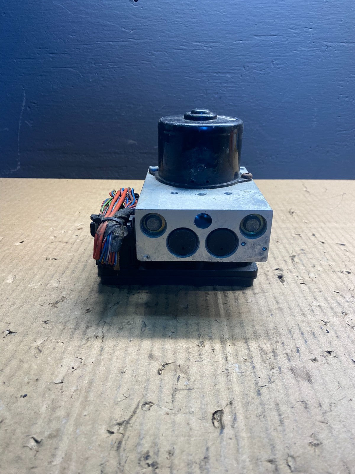 2002 to 2005 Mercedes CLK320 CLK500 ABS Anti Lock Brake Pump AB4373 DG4