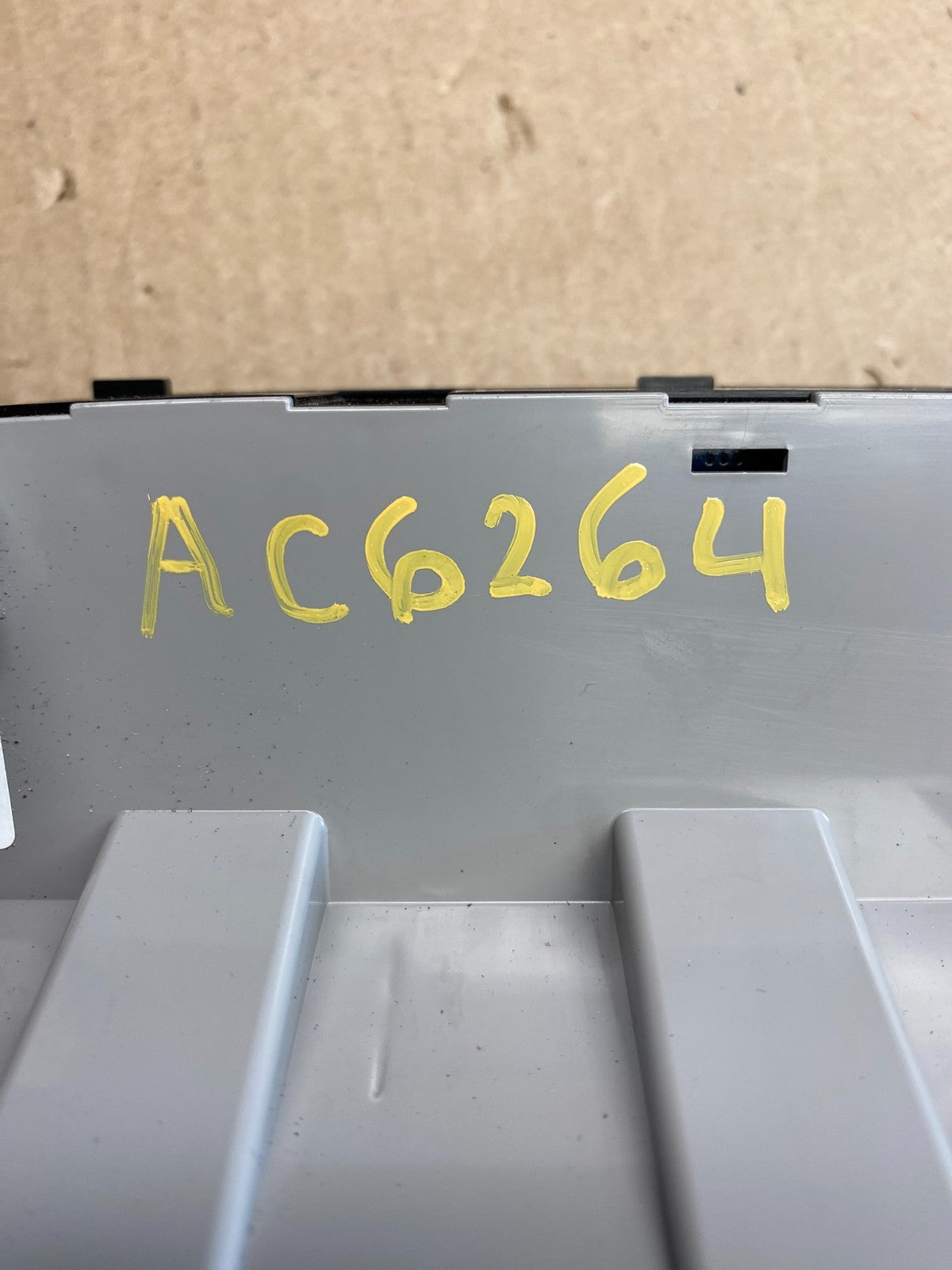 2006 - 2012 Kia Sedona AC Temperature Climate Control Switch AC62436