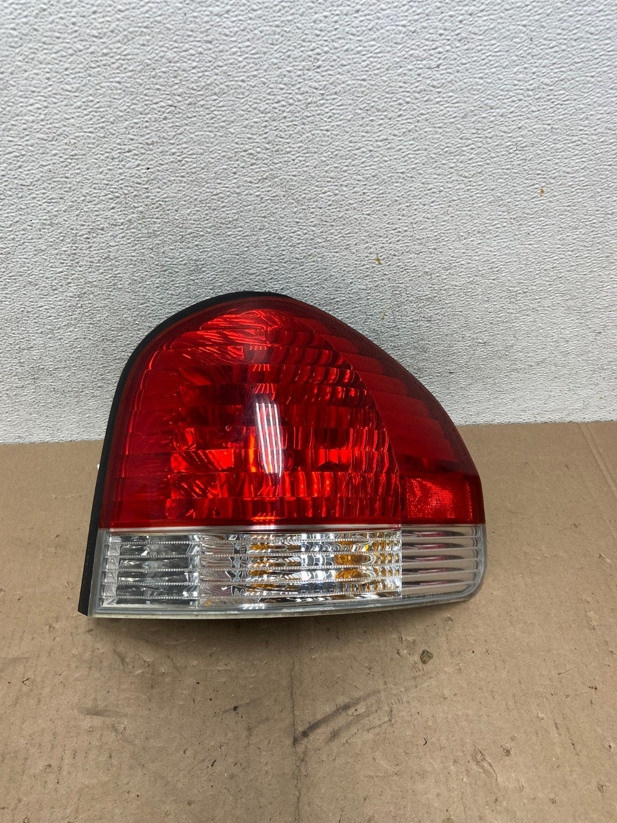 2005 to 2006 Hyundai Santa Fe Right Passenger Rh Side Tail Light AG4779 LK0