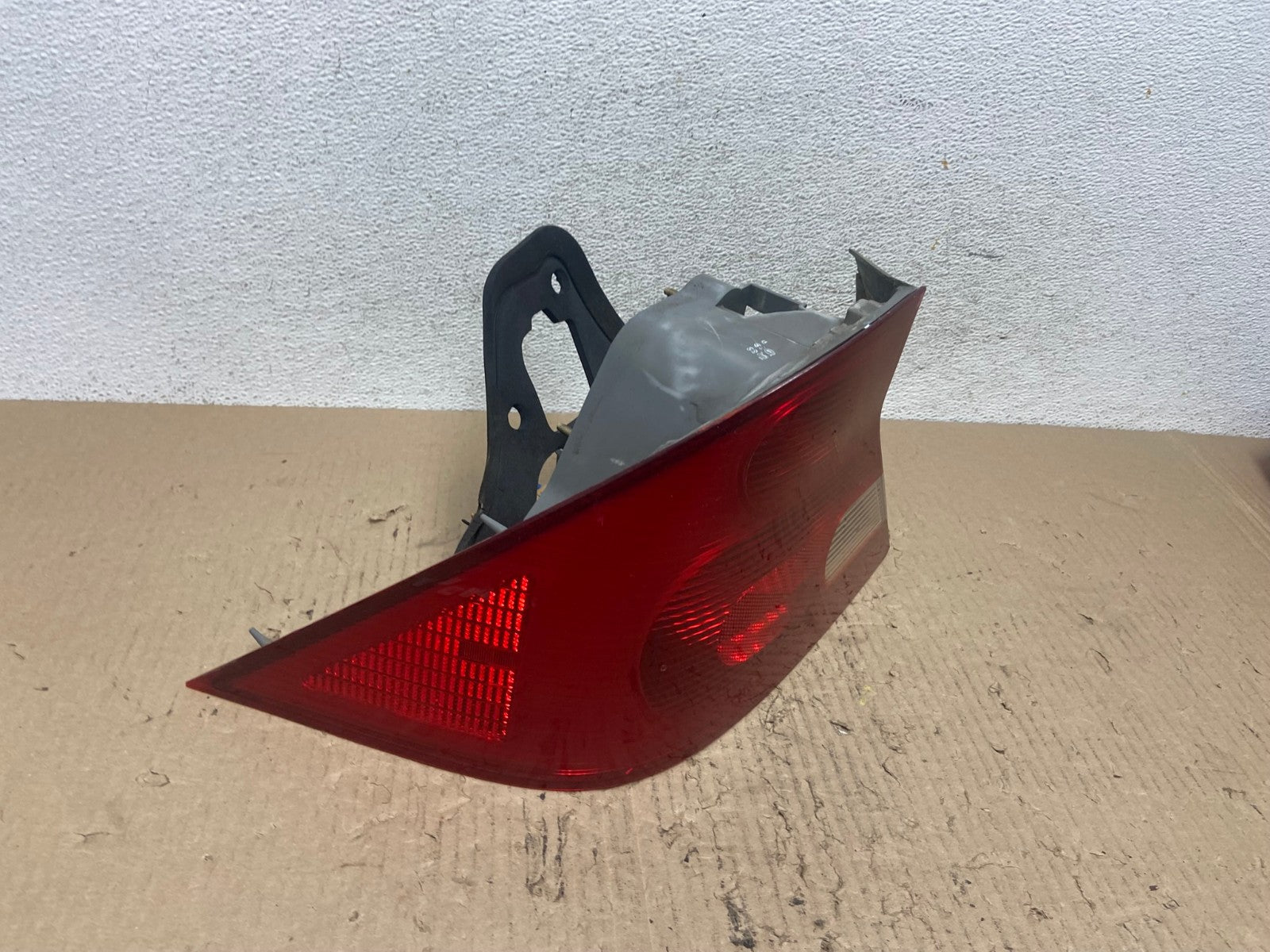 2001 to 2003 Honda Civic Coupe Left Driver Side Lh Tail Light AF7046 LK2