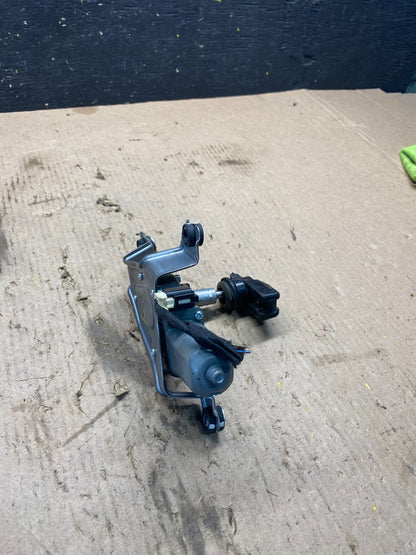2014-2018 Jeep Cherokee Tailgate Back Door Rear Wiper Motor Wiper q9226 DG1