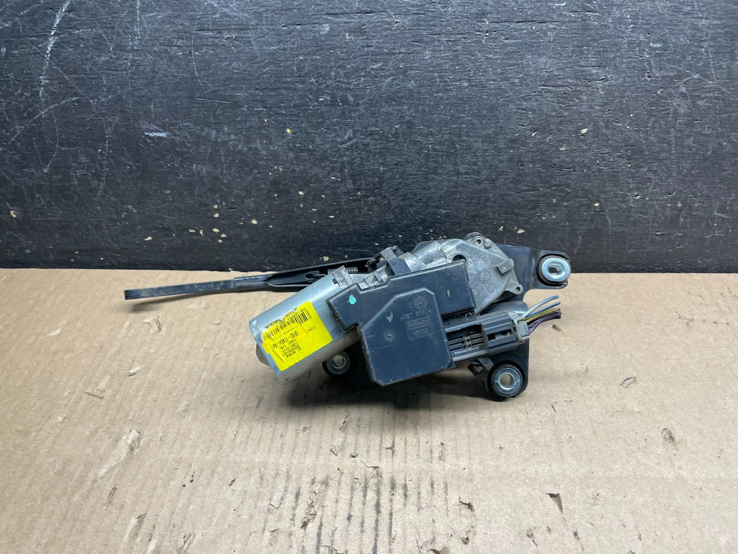 2008 2009 Taurus X Rear Windshield Wiper Motor u9537 DG5