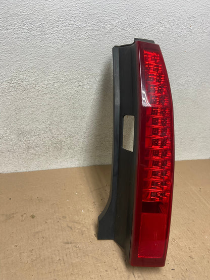2004 to 2009 Cadillac Srx Right Passenger RH Side Tail Light AG4819 LK2