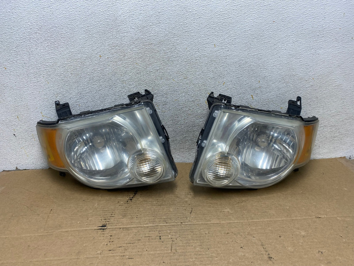 2008 to 2012 Ford Escape Headlights Left+Right Side Set Halogen AH8021 LK0