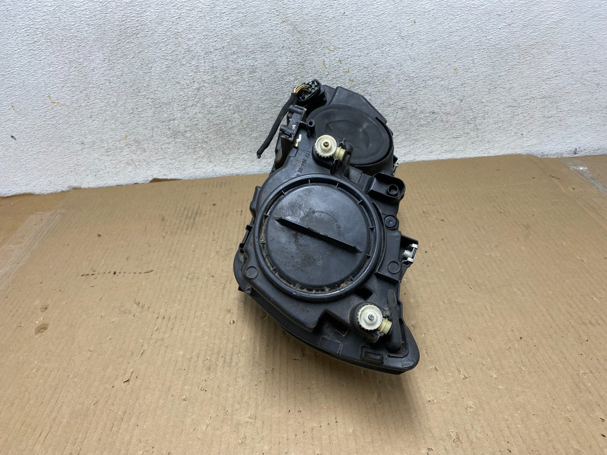 2012 to 2018 Volkswagen Tiguan Right Passenger RH Halogen Headlight AH3062 DW9