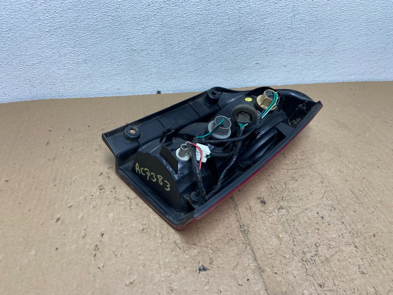 2005 to 2012 Nissan Pathfinder Tail light Left Driver Lh Side AC7383 DW4