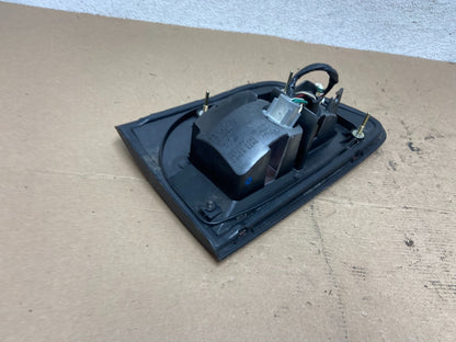 1998 1999 2000 Toyota Sienna Right Passenger Inner Tail light AF4505 DW4