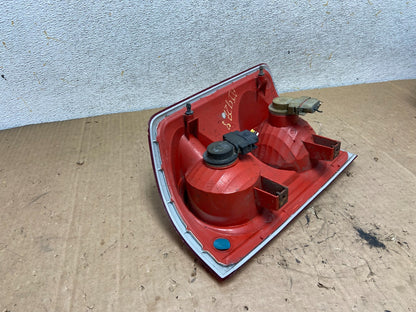 2005-2011 Dodge Dakota Lh Left Driver Side Tail Light AI9278 LK5
