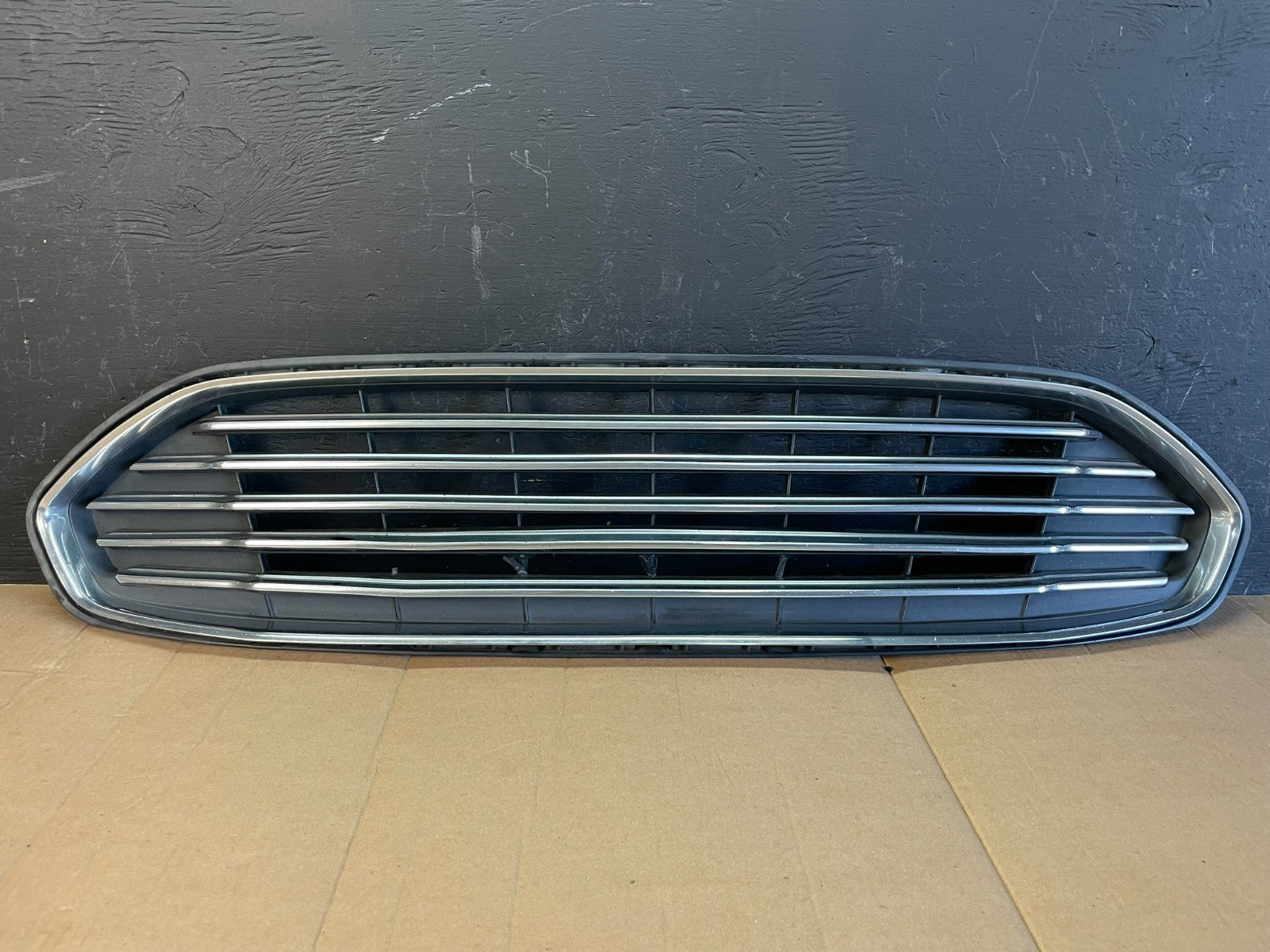 2013 to 2016 Ford Fusion Front Upper Grille Chrome Grill Bumper ac2080 DG0