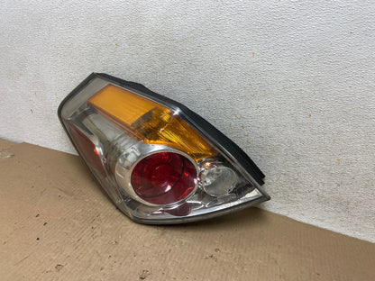 2007 to 2012 Nissan Altima Left Driver Lh Side Tail Light AH5884 LK2
