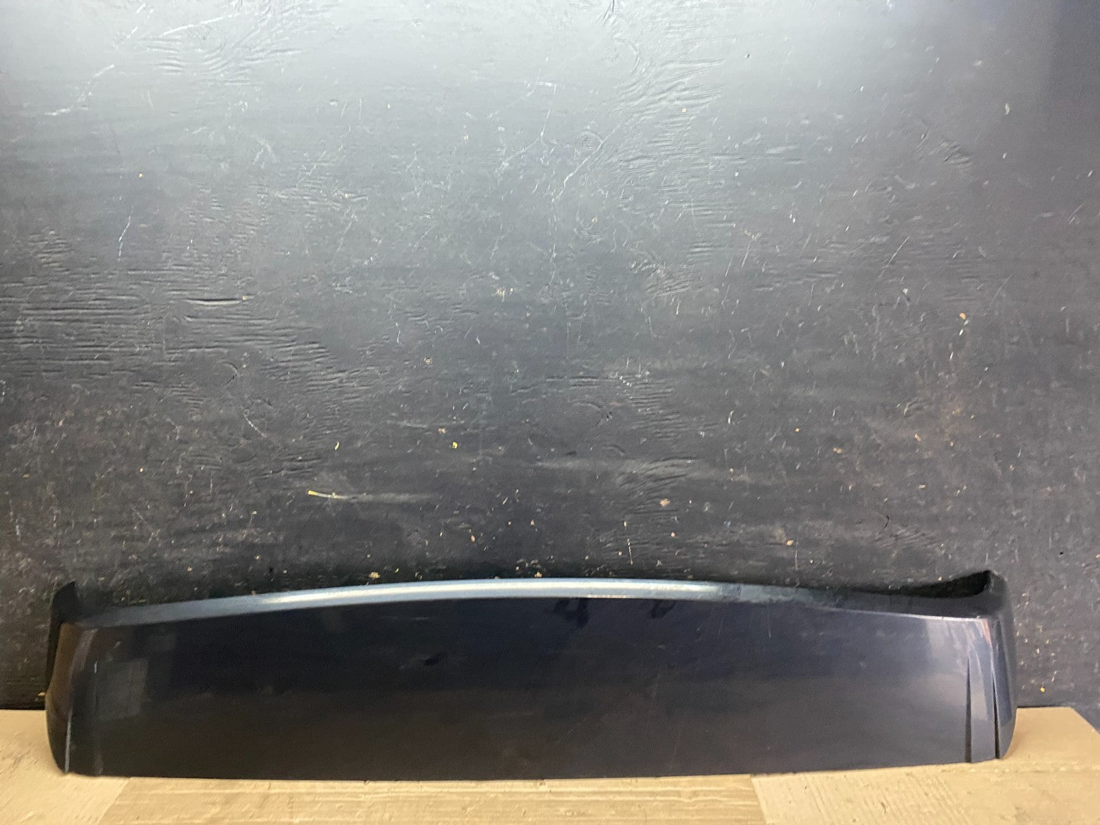 2003 to 2006 Porsche Cayenne Rear Spoiler Third Brake Light Wing OEM V3343 DG0