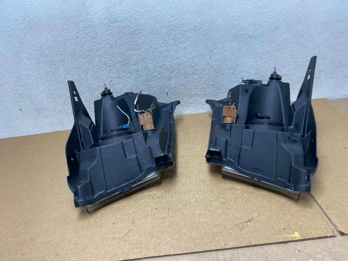 2011 to 2013 Dodge Durango Left+Right Side Headlights AI3421 DW9