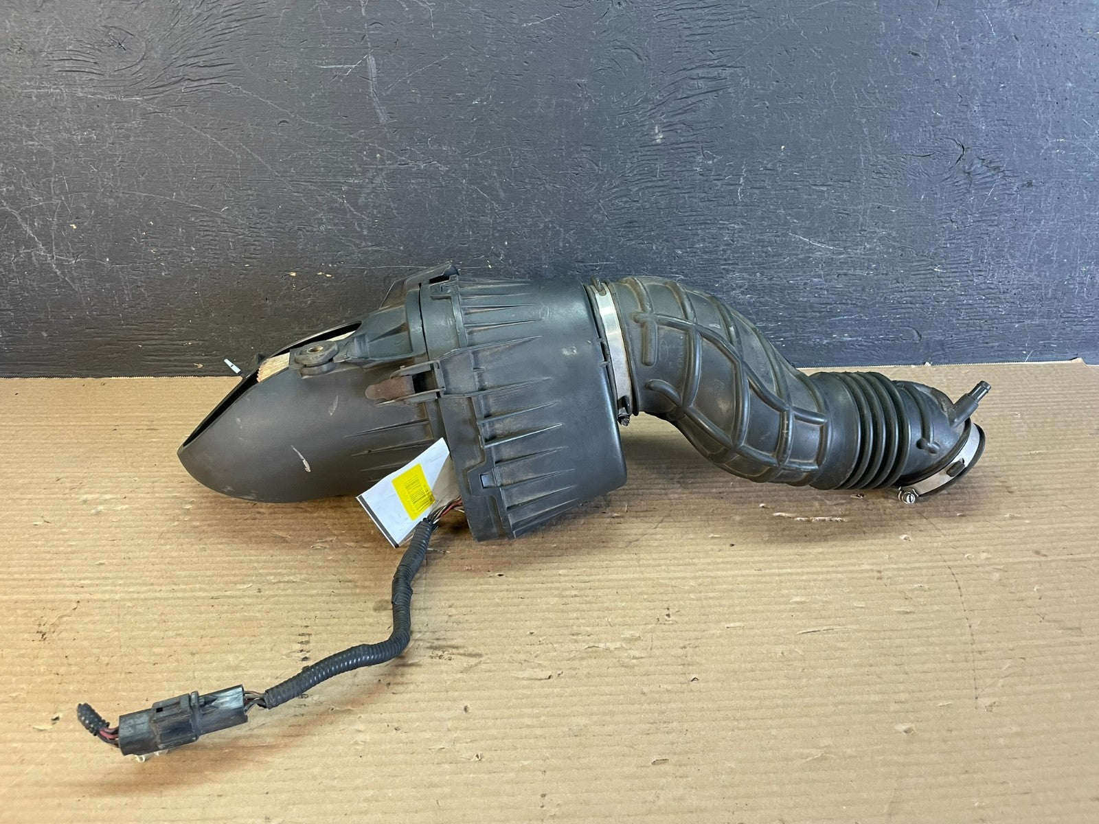 1999-2004 Ford Mustang 3.8L V6 Air Intake Housing Cleaner Box af3498 DG4