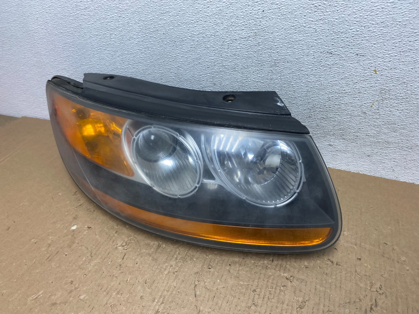 2007 2008 2009 Hyundai Santa Fe Right Passenger Halogen Headlight AD8763 DW1