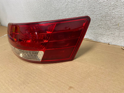 2006 2007 2008 Hyundai Sonata Right Passenger Rh Side Tail Light AG9156 LK2