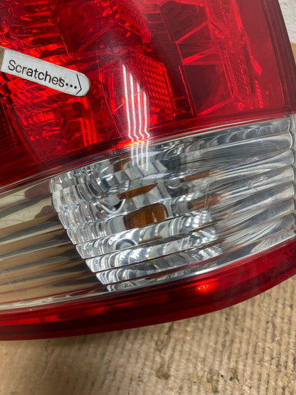 2005 2006 2007 Honda Odyssey Right Passenger RH Side Tail Light AE2629 LK3