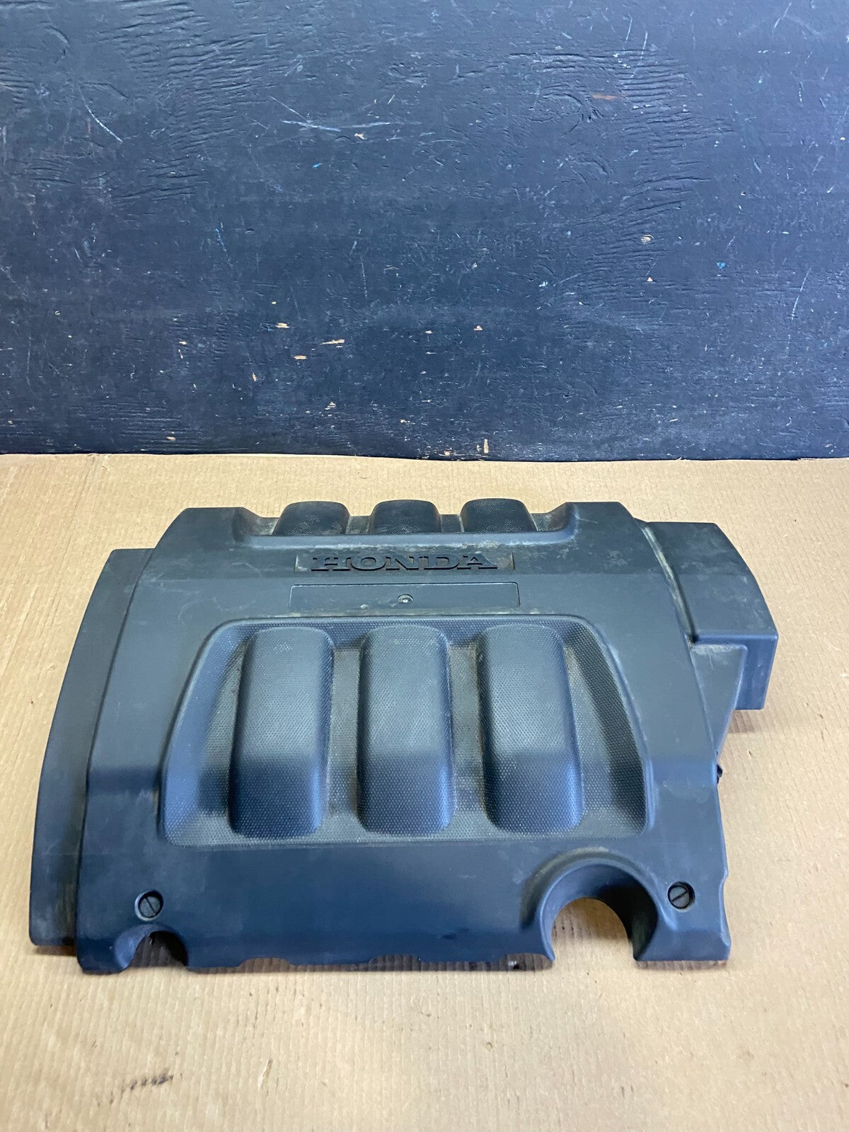 2005 to 2007 Honda Odyssey Black Engine Cover OEM N8250 DG0