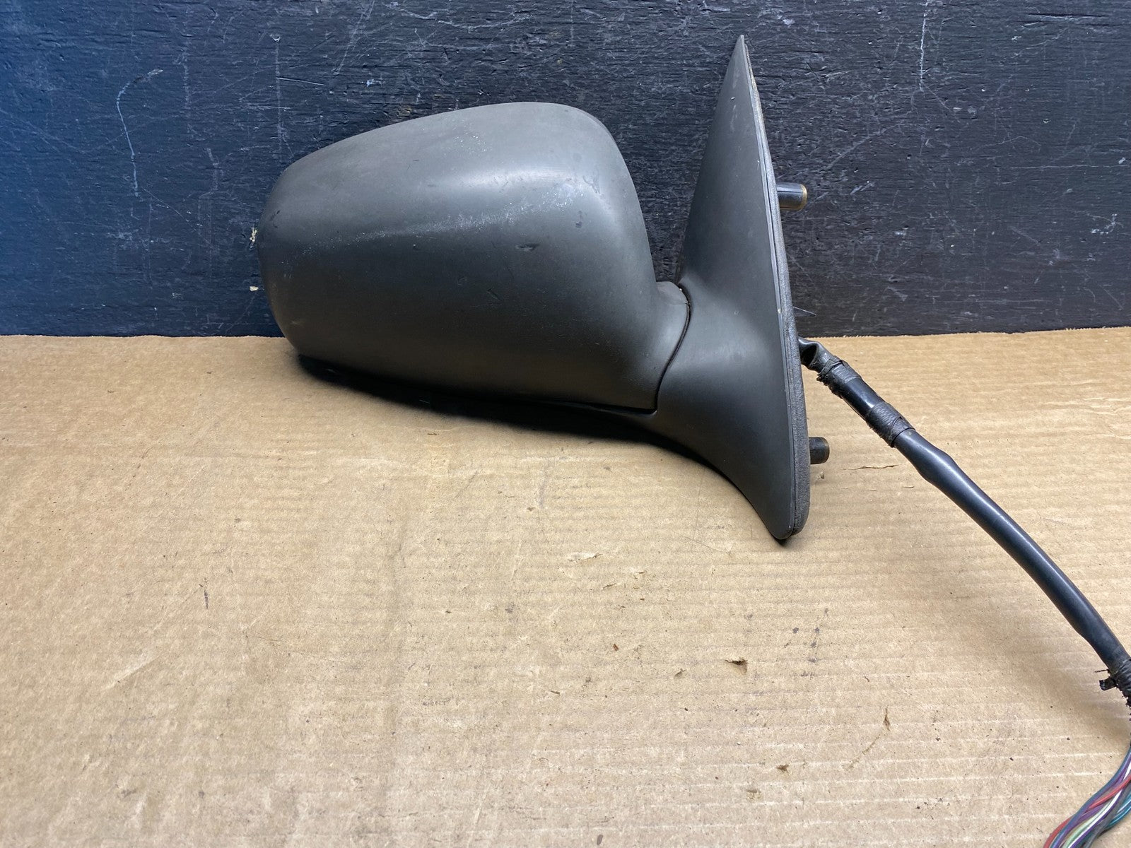 2003 to 2004 Lincoln Town Car Right Passenger View Heat Door Mirror AD9767 DW0