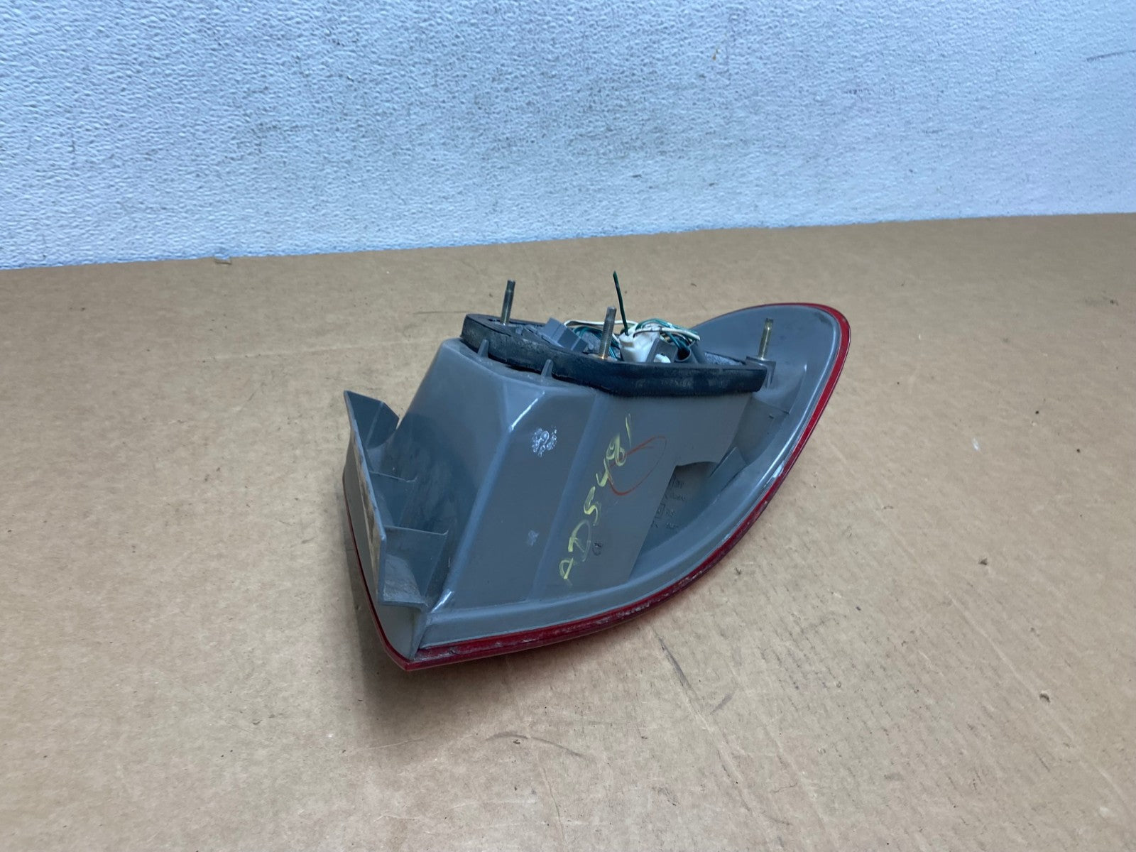 1998 1999 2000 Toyota Corolla Left Driver Lh Side Tail light AD5481 LK4
