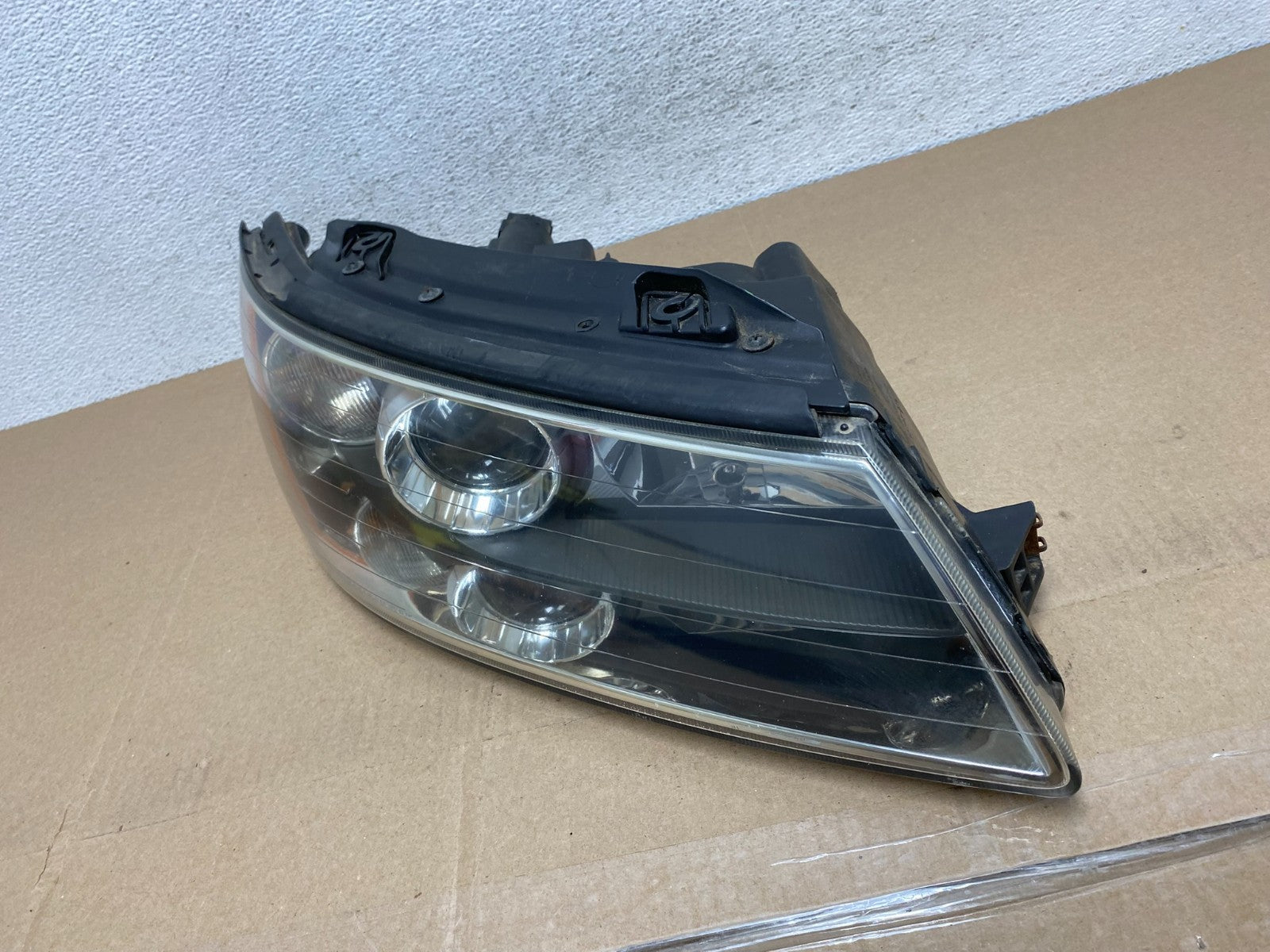 2006-2008 Hyundai Sonata Right Passenger Rh Side Headlight Halogen AE6637 DW1