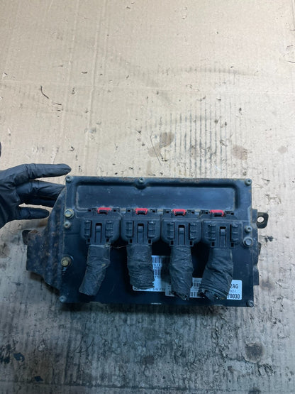 2008 Chrysler Caravan Town & Country 3.8L Engine Control p05187802ag V2215 DG0