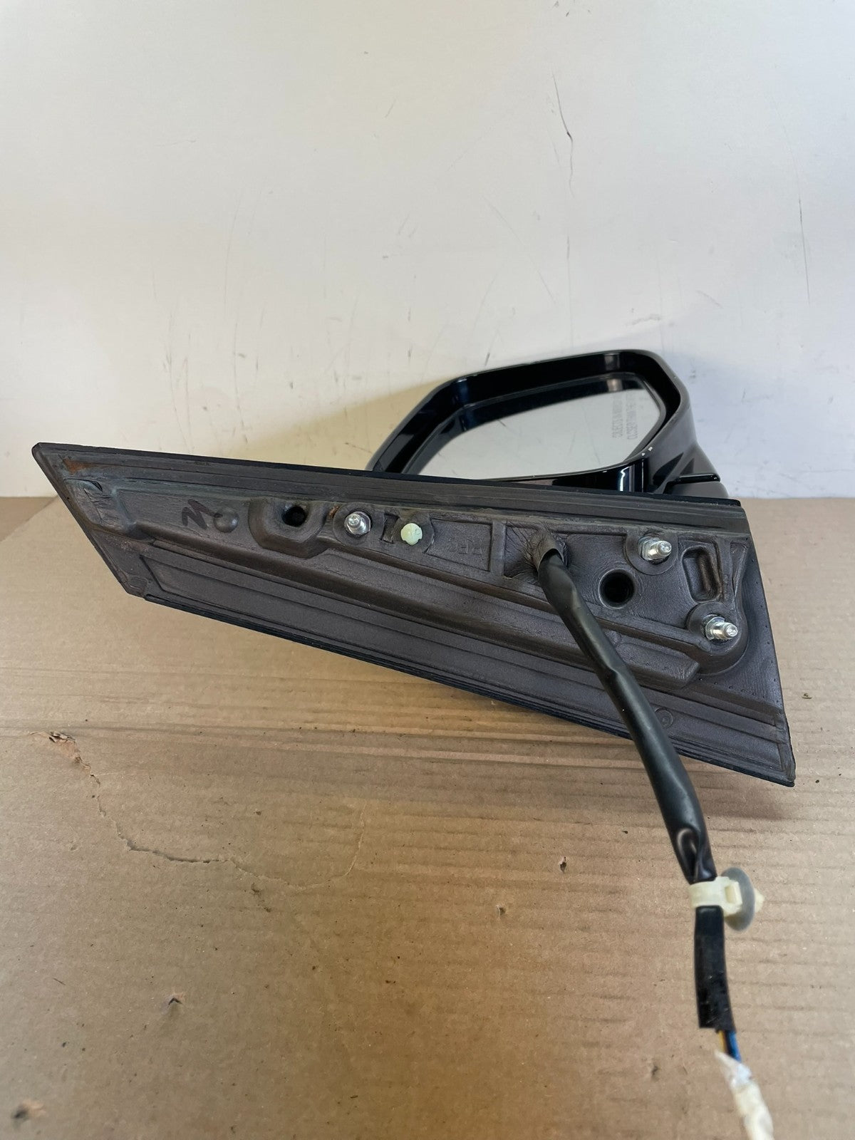2011 to 2013 Honda Odyssey Right Passenger Door Mirror AG9927 DW4