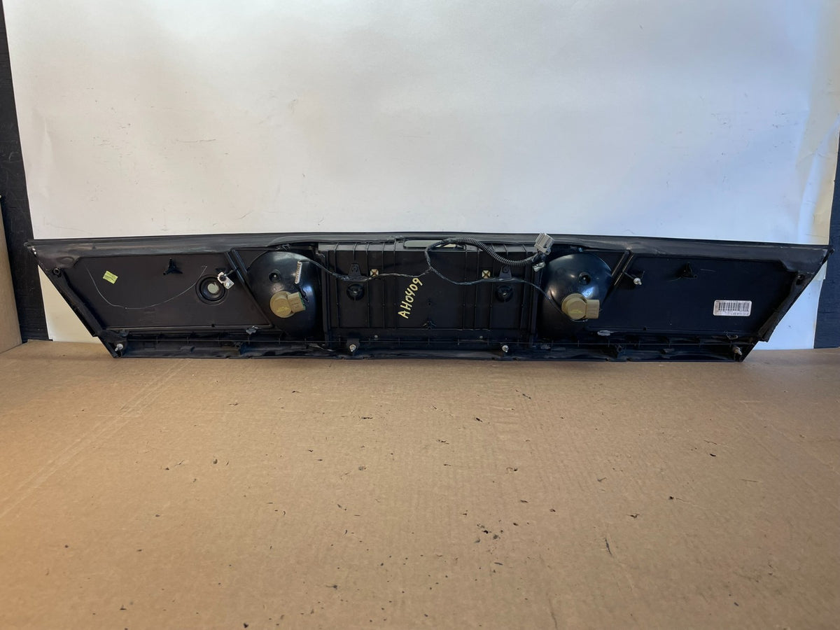 1998 - 2011 Ford Crown Victoria Trunk Rear Garnish License Plate Panel AH0409 DG3
