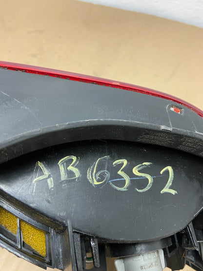 1998 1999 2000 Lexus LS400 Right Passenger RH Side Tail Light AB6352 DW7