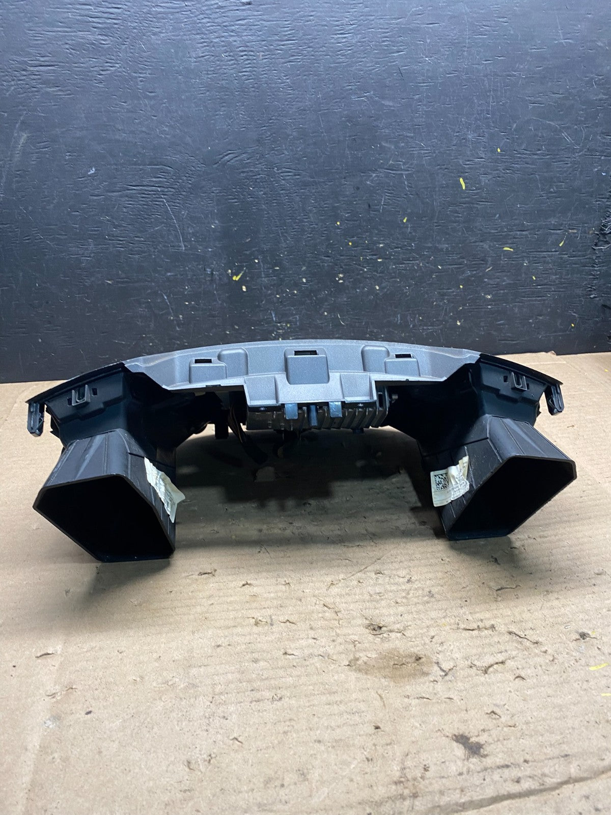 2017 to 2019 Ford Transit Front Radio Audio Control Bezel Air Vent OEM  q6845 DG4