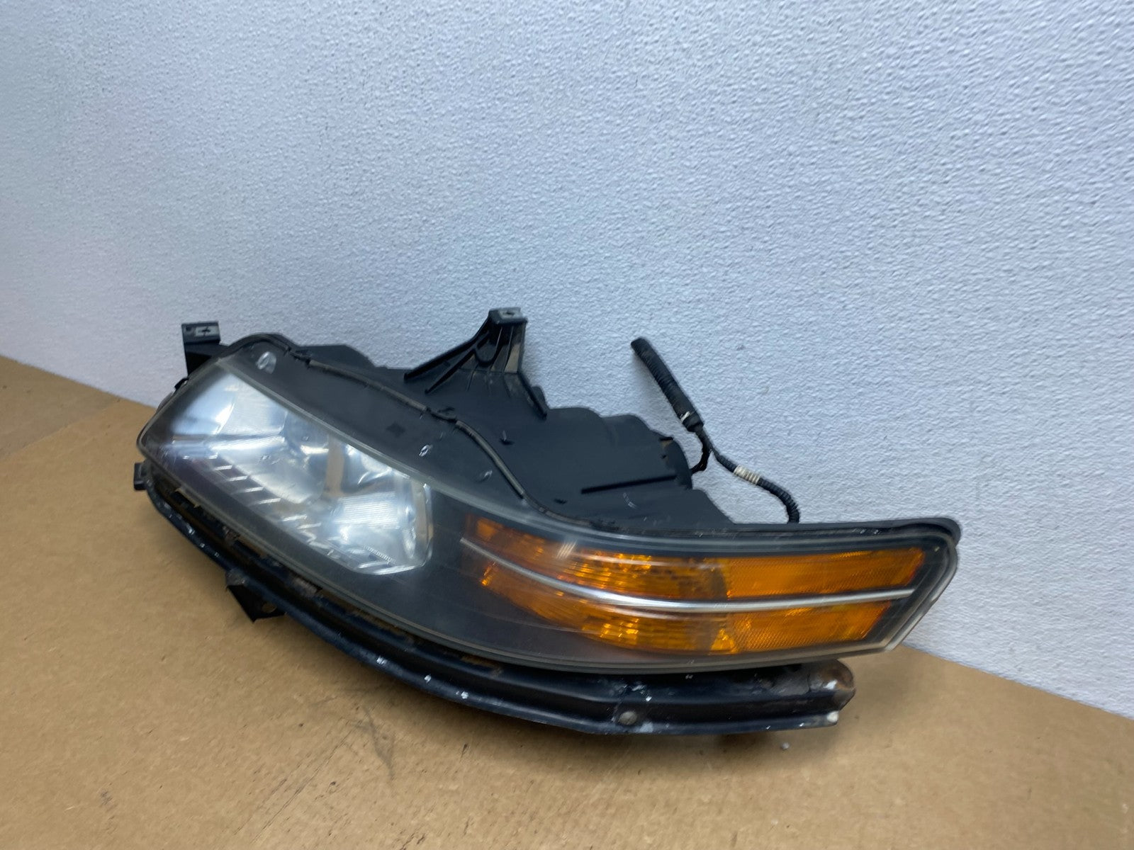 2004 2005 2006 Acura TL Headlight Left Driver LH Side Xenon HID AC1807 DW1