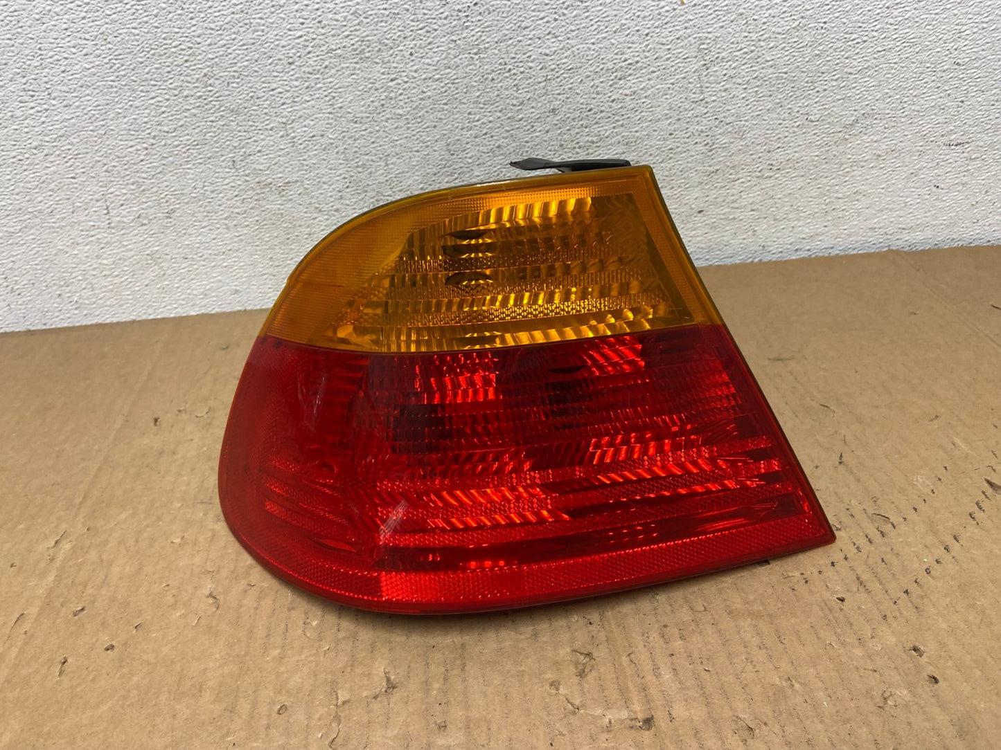 1999-2001 Bmw E46 325i 328i 330i Coupe Left Driver LH Tail Light AD1032 LK0
