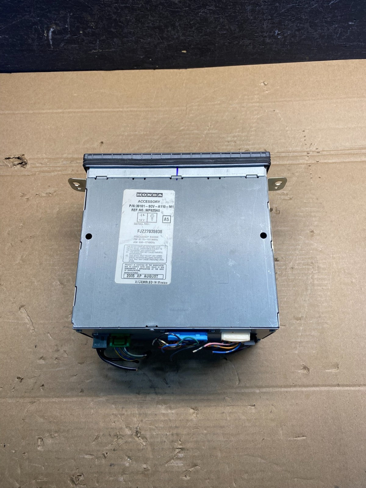 2003-2006 Honda Element Radio AM FM Stereo Cd Player AD4963 DG4