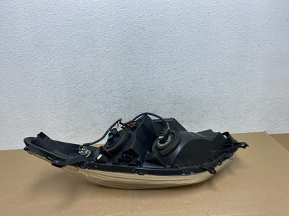 2011-2014 Toyota Sienna Right Passenger RH Halogen Headlight AE4851 DW8